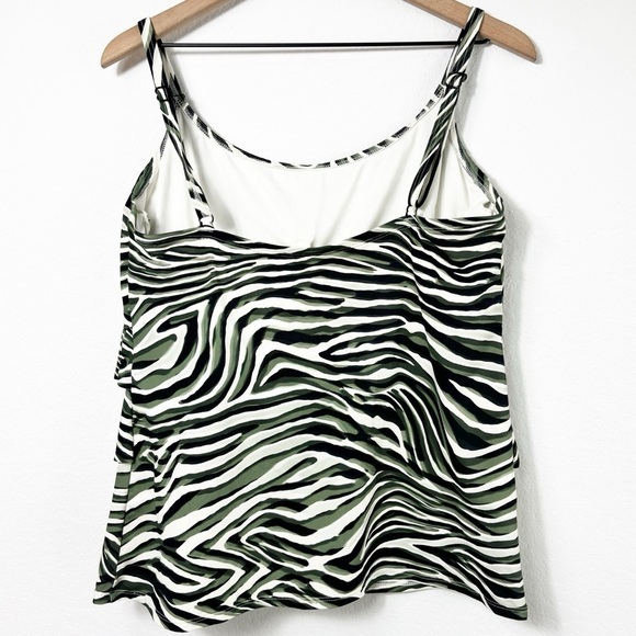 COCO REEF 40C GREEN AURA PRINTED TIERED TANKINI SWIMMING TOP BRAND NEW WITH TAGS - Picture 5 of 8